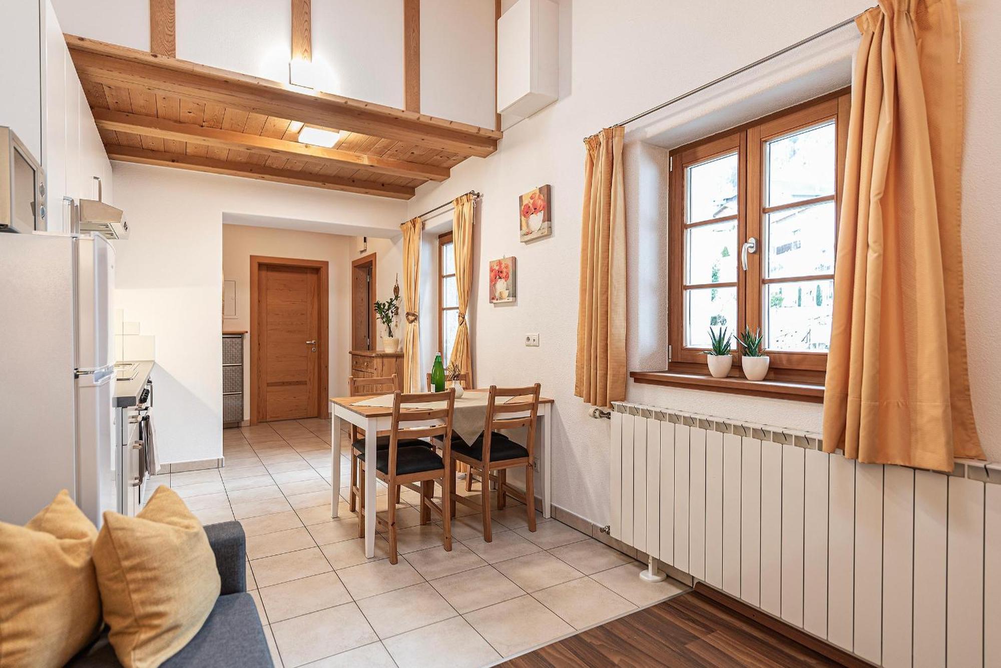 Schrotthof Apartment Feldthurns Bagian luar foto