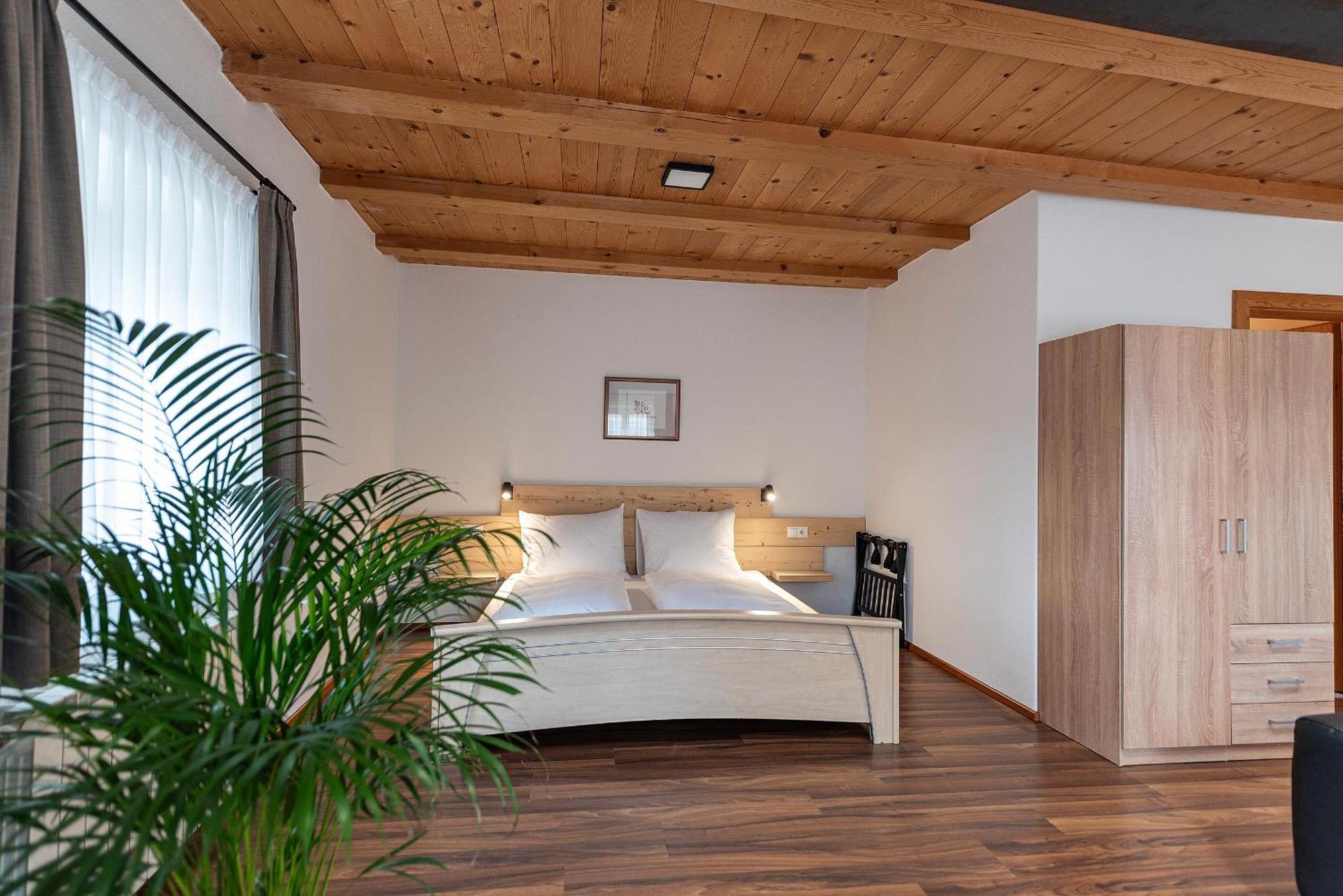 Schrotthof Apartment Feldthurns Bagian luar foto