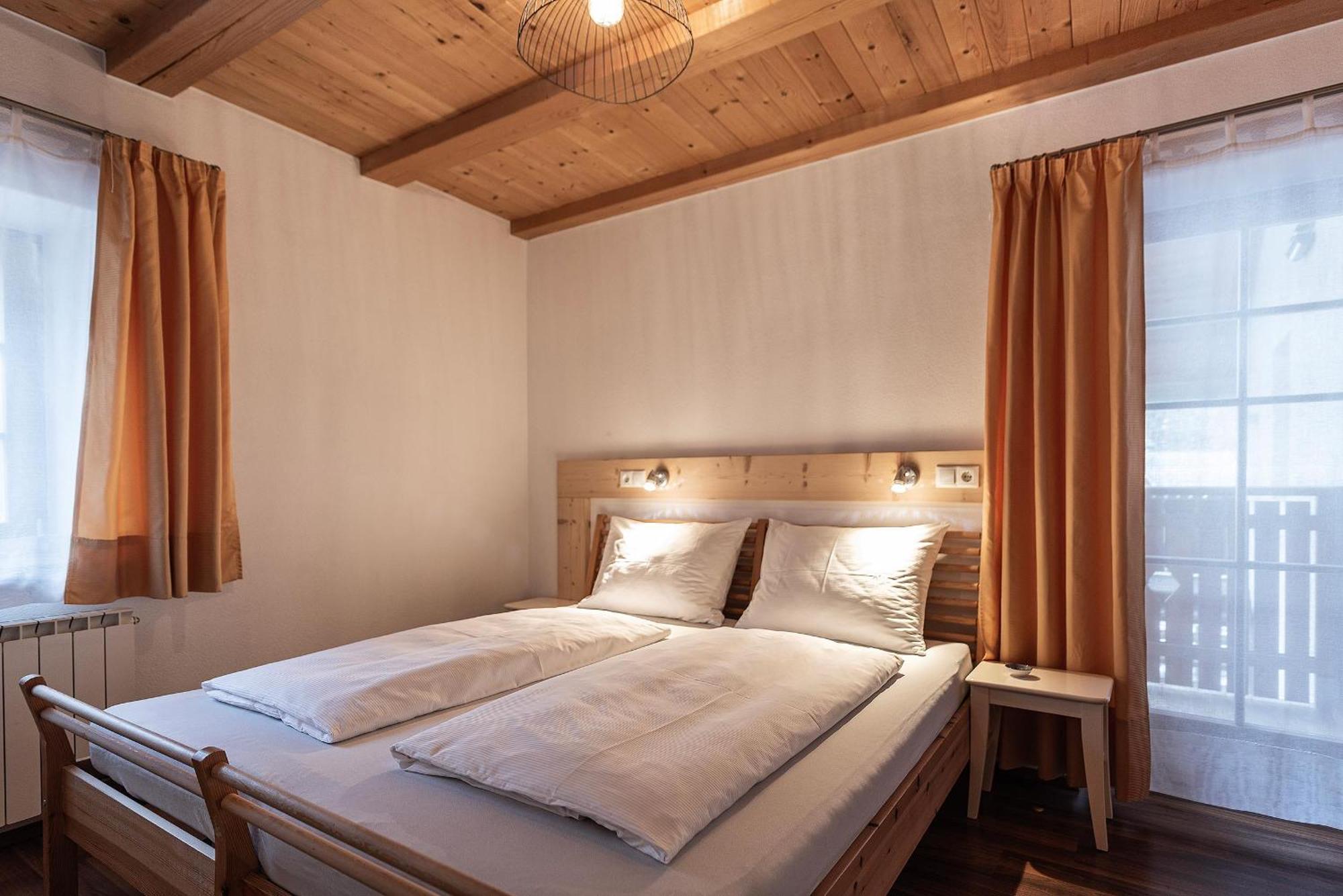 Schrotthof Apartment Feldthurns Bagian luar foto